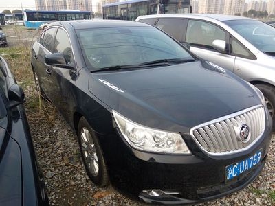 上海國(guó)拍機(jī)動(dòng)車拍賣與機(jī)動(dòng)車經(jīng)紀(jì)服務(wù)分析